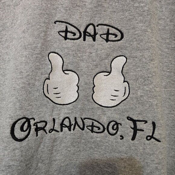 Men's Mickey Mouse Gloves "Dad Orlando FL" Embroidered Gray Gildan Sweatshirt XL - Picture 3 of 7
